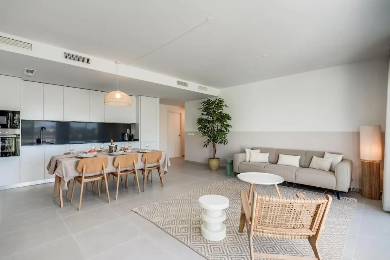Charming 3Br Apartment With Panoramic Views Estepona