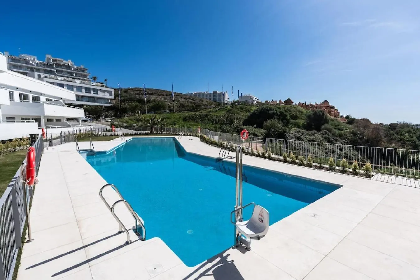 Charming 3Br Apartment With Panoramic Views Estepona Hiszpania