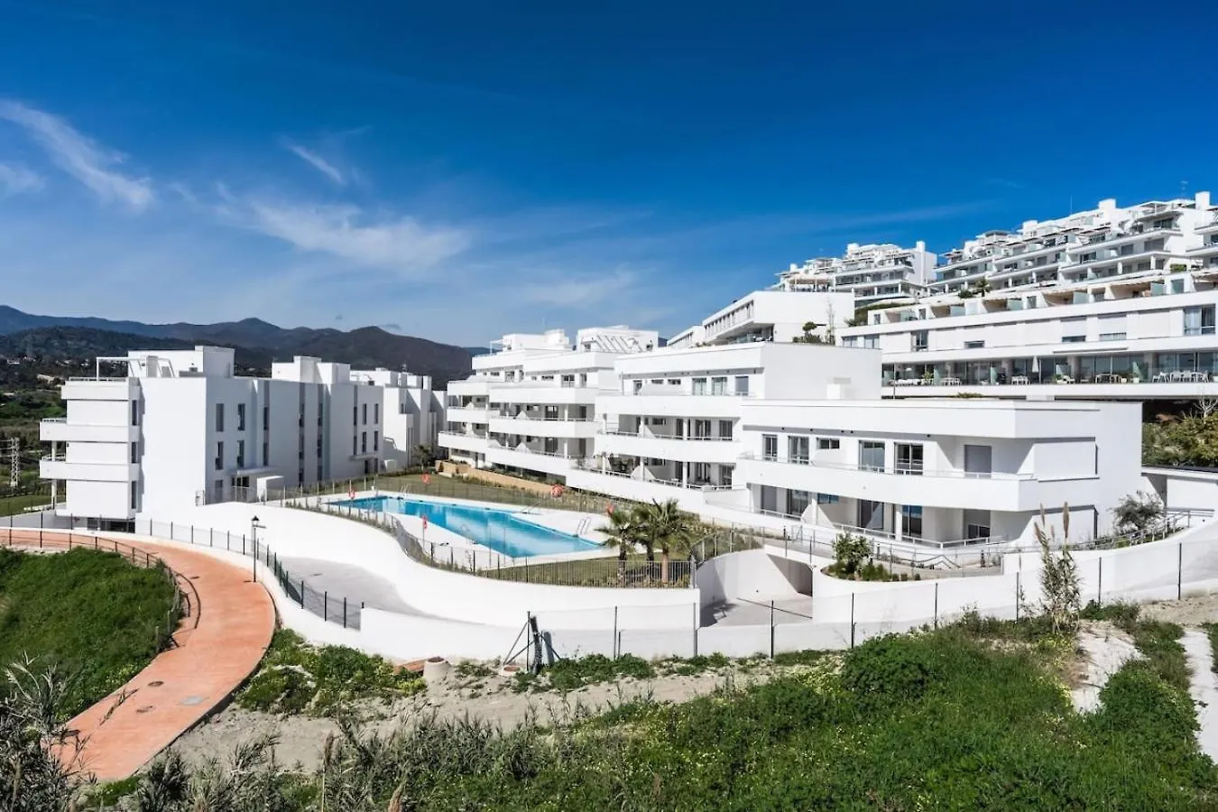 Charming 3Br Apartment With Panoramic Views Estepona