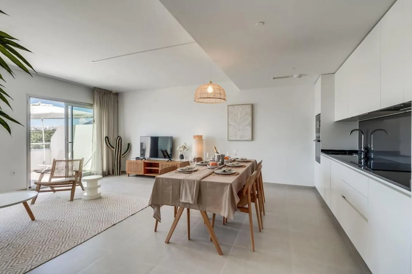 Charming 3Br Apartment With Panoramic Views Estepona 0*,  Hiszpania